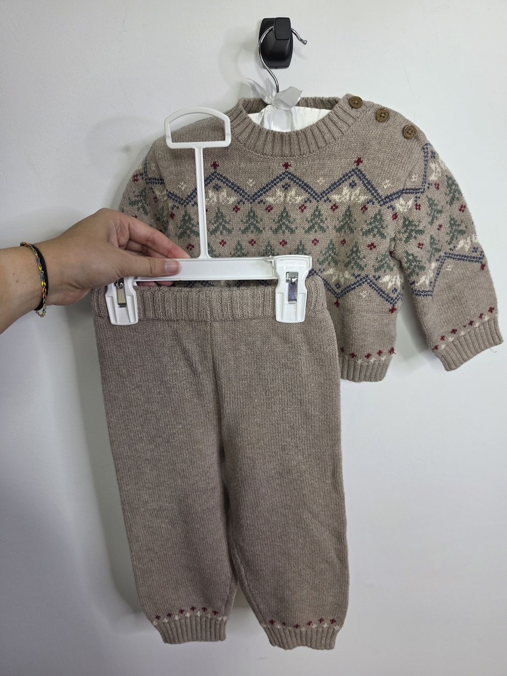 Tommy Bahama Beige Fair Isle Knit Sweater and Pants Set